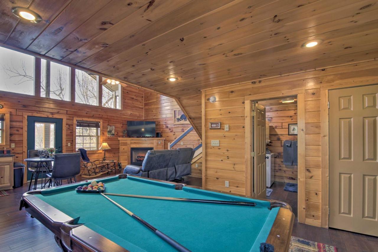 Gatlinburg Cabin With Pool Table And Hot Tub! Zewnętrze zdjęcie