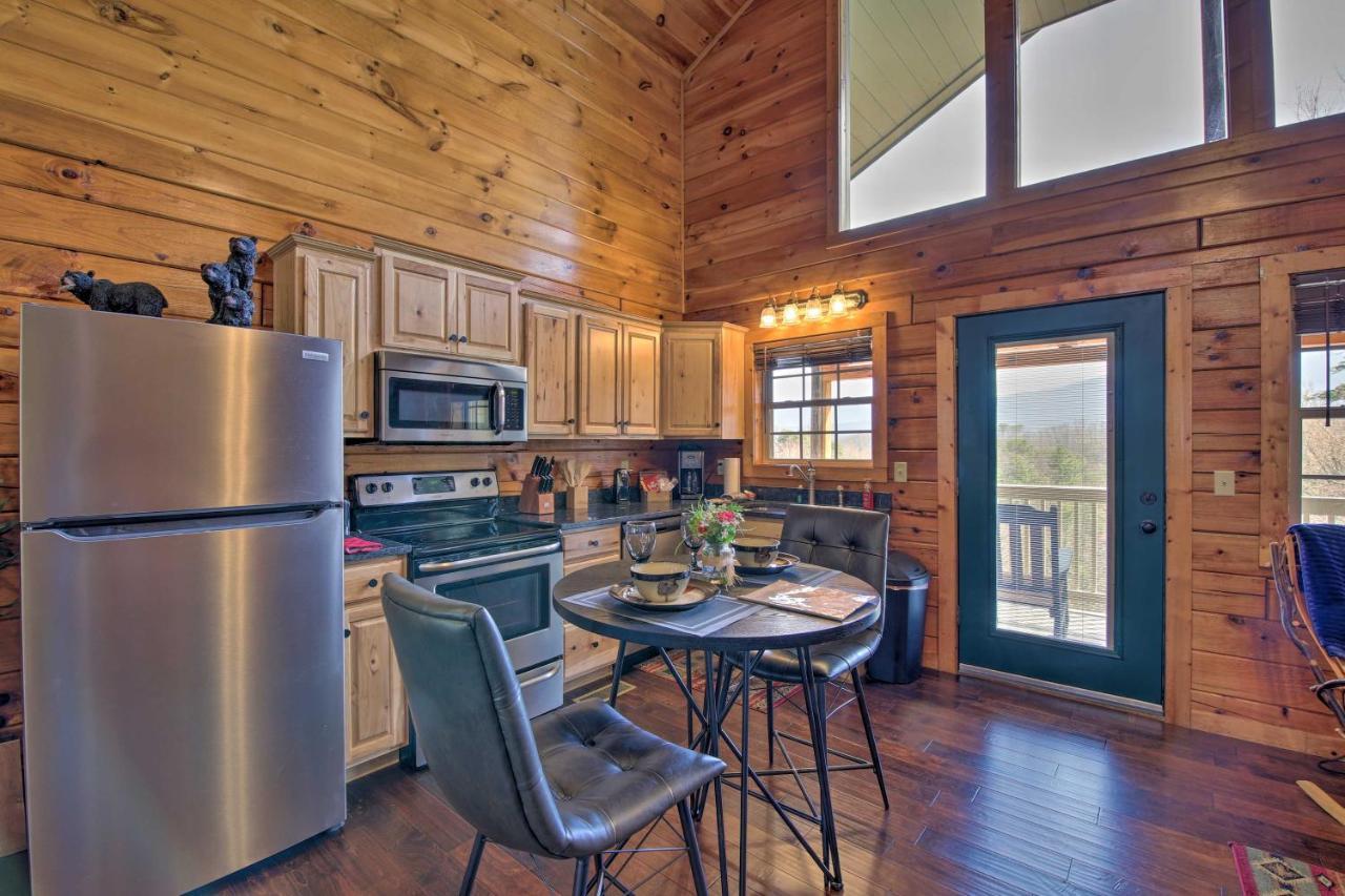 Gatlinburg Cabin With Pool Table And Hot Tub! Zewnętrze zdjęcie